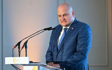 Ministar gospodarstva Ante Šušnjar komentirao kaznu koju je dobio trgovački lanac