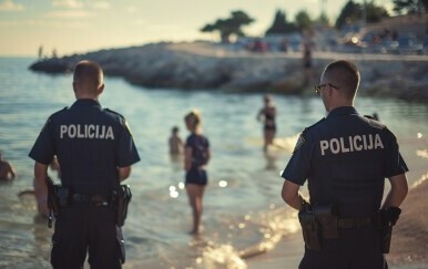 Uhićenje na plaži, ilustracija, AI