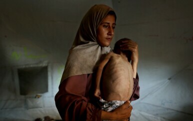Izrael objavio taktičku pauzu, konvoj s humanitarnom pomoći krenuo iz Egipta prema Pojasu Gaze