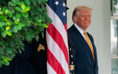"To sada možemo zvati korupcijom". Kako je Trump iskoristio predsjedničku poziciju za širenje svog globalnog carstva