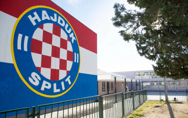 Hajduk sprema novu transfer-bombu: Martin Erlić stiže na Poljud?