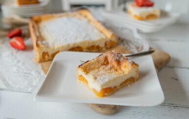Cheesecake s marelicama: Jednostavan recept za slatko osvježenje