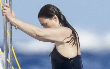Drew Barrymore - 5