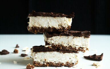Sendvič od Oreo keksa, čokolade i sladoleda recept