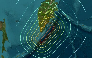 Kako je jedan od najsnažnijih potresa izazvao iznenađujuće malen tsunami?