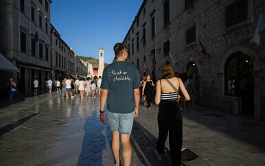 Mladi u Dubrovniku, ilustracija