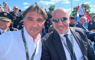 Zlatko Dalić na mimohodu - 1