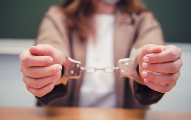 Razotkrivena lažna liječnica koja se prevarama domogla 13.000 eura