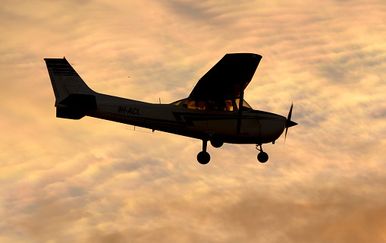 Dvoje mrtvih nakon što se avion srušio tijekom leta