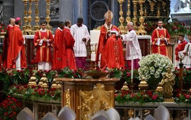 Bratstvo sv. Pija X. zaredilo nove biskupe unatoč protivljenju Vatikana