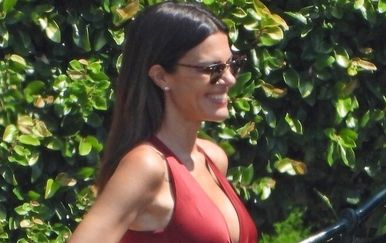 Bianca Guaccero i Giovanni Pernice uživaju u Portofinu, paparazzi ih snimili uz bazen