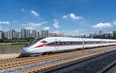 Dostava hrane u vlakove koji jure brže od 300 km/h: Usluga o kojoj u Hrvatskoj možemo samo sanjati