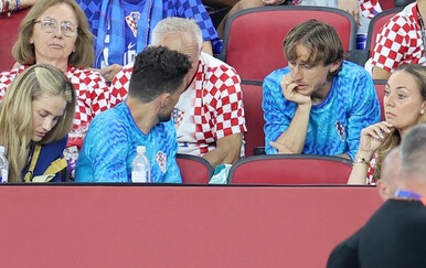 Vanja Modrić, Adriana Ćaleta Car i Izabel Kovačić uoči utakmice Hrvatske