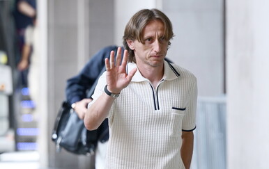 Modrić dobio poziv koji bi mogao promijeniti sve: Odluka pada vrlo skoro?