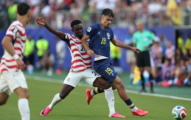 Skandalozan potez FIFA-e: Amerikancu izbrisali crveni karton protiv BiH da može igrati osminu finala