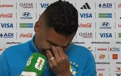 Casemiro briznuo u plač, novinari ga morali tješiti nakon ispadanja sa SP-a: "Sve smo razočarali"