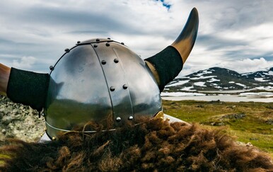 Pokušao kupiti vikinšku kacigu navijača Norveška: Pogledajte ponuđene cijene