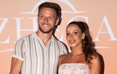 Ivan Rakitić i Raquel Mauri zablistali na glamuroznom otvorenju novog beach kluba u Splitu, fotografije oduševile pratitelje