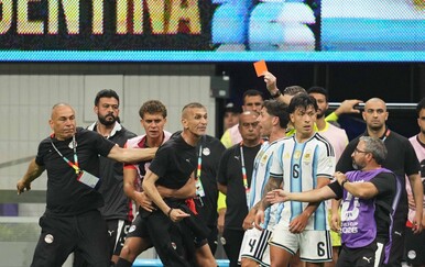 Pljušte kritike na suđenje, legende su bijesne, postavljaju samo jedno pitanje: "Čemu to onda?"