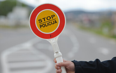 Sumanuta vožnja: Jurio autocestom 245 na sat