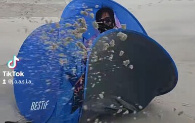 Nije ni čudo da Poljaci dolaze na Jadran, pogledajte kako izgleda njihova plaža