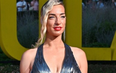 Sanja Radolović zablistala na otvorenju Pulskog filmskog festivala u glamuroznoj metalik haljini