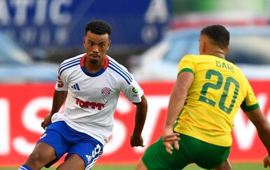 Hajduk novom ljubimcu tribina stavio krivo ime na dres, evo što su odlučili s tim dresom učiniti