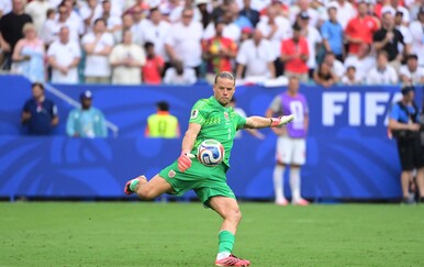 VIDEO FIFA ponovno aktivirala glasoviti "čip u lopti". "Senzor nije pokazao nikakav kontakt lopte i kabla"