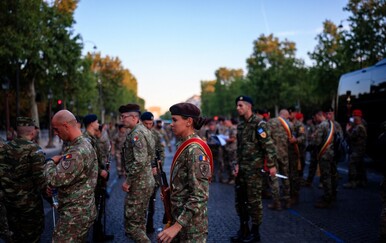 U Pariz ne idu hrvatski avioni, već specijalna policija.