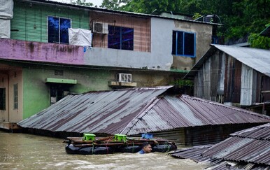 Obilne kiše i bujične poplave u Bangladešu odnijele su 51 život
