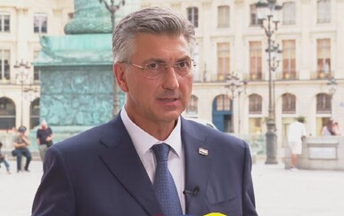 VIDEO Plenković se oglasio iz Pariza, odbrusio Milanoviću: "Od koristi njegove politike samo Rusi mogu pljeskati, nitko drugi"