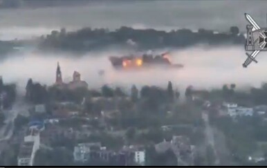 Rusi na ukrajinski grad bacili bombu od tri tone, objavili zastrašujuću snimku