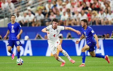 Declan Rice igra za Englesku protiv Argentine u polufinalu Svjetskog prvenstva