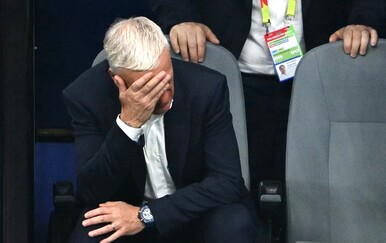 Deschamps nakon ispadanja spomenuo suca, a svi mu se smiju zbog jedne situacije