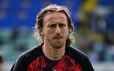 U Milanu donijeli odluku oko Modrića, trener ga je osobno kontaktirao