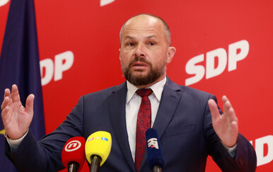 Hajdaš Dončić: Treba promijeniti postojeći politički i gospodarski model