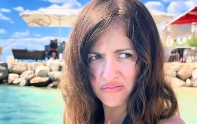 Osuđuju li i vaše mame ovako na plaži? Snimka nasmijala regiju, a neki su se i prepoznali