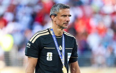 Slavko Vinčić veća je zvijezda od nogometaša, komentari su urnebesni