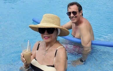 Ima 93 godine i izgleda nevjerojatno: Joan Collins napokon otkrila tajnu svog mladolikog izgleda