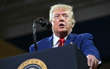 Trump kaže da će kazniti Iran zbog napada hutista u Crvenom moru