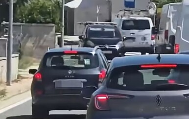 "Zbog ovakvih umiru ljudi na cestama": Snimka iz prometa užasnula gledatelje