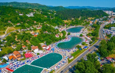 Slana jezera: Omiljeno "morsko" kupalište u koje Slavonci dolaze zbog niskih cijena i dobre zabave