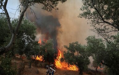 Dva vatrogasca poginula u gašenju požara na grčkom otoku Kreti