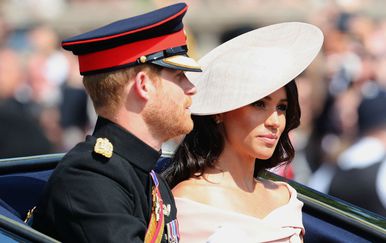 Vojvoda i vojvotkinja od Sussexa na paradi