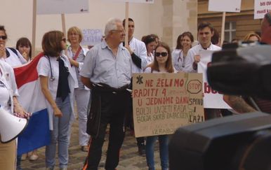 Prosvjed liječnika na Markovu trgu (Foto: dnevnik.hr)