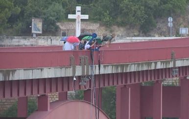 Počela sezona bungee jumpinga (Foto: Dnevnik.hr)
