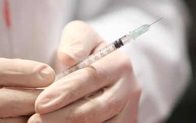 Injekcija (Foto: Petar Glebov/24sata)