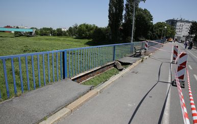 Pješački most na Savi (Foto: Dnevnik.hr)
