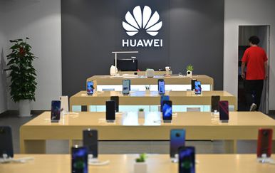 Huawei mobiteli