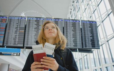 Upotreba COVID-putovnice u zračnoj luci